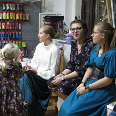 Pozvánka na vernisáž obrazů studentů Kbelského ateliéru 2025